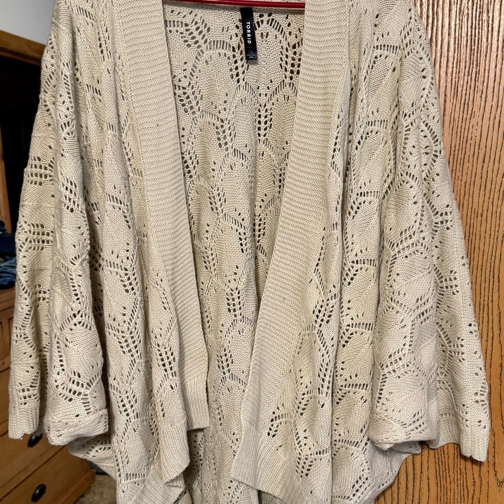 Torrid Cream Open-Front Knit Poncho
